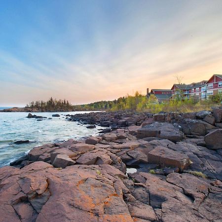 Cove Point Lodge Beaver Bay Kültér fotó