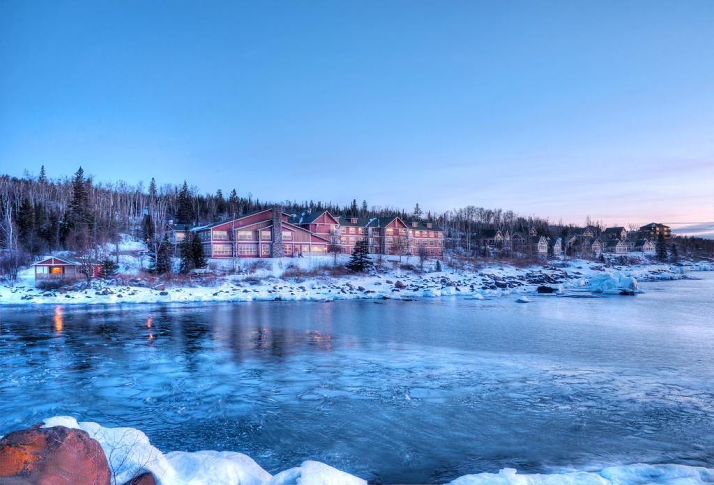 Cove Point Lodge Beaver Bay Kültér fotó