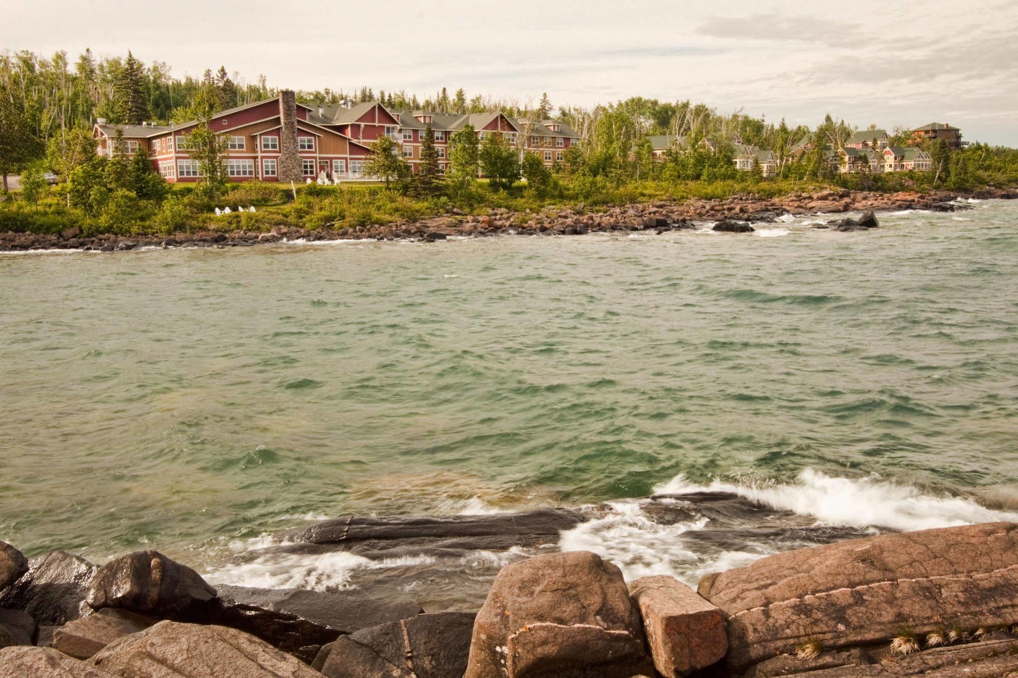 Cove Point Lodge Beaver Bay Kültér fotó