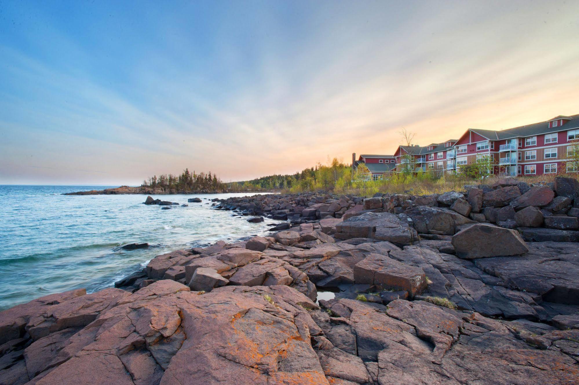 Cove Point Lodge Beaver Bay Kültér fotó