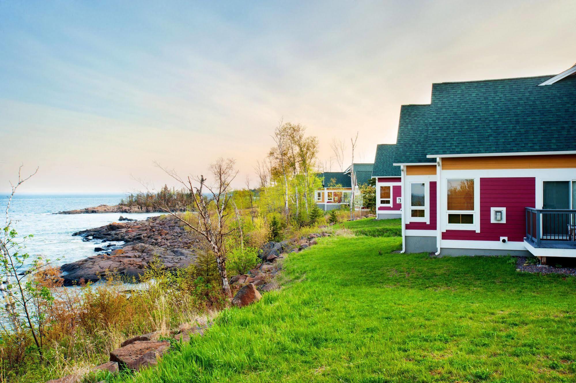 Cove Point Lodge Beaver Bay Kültér fotó