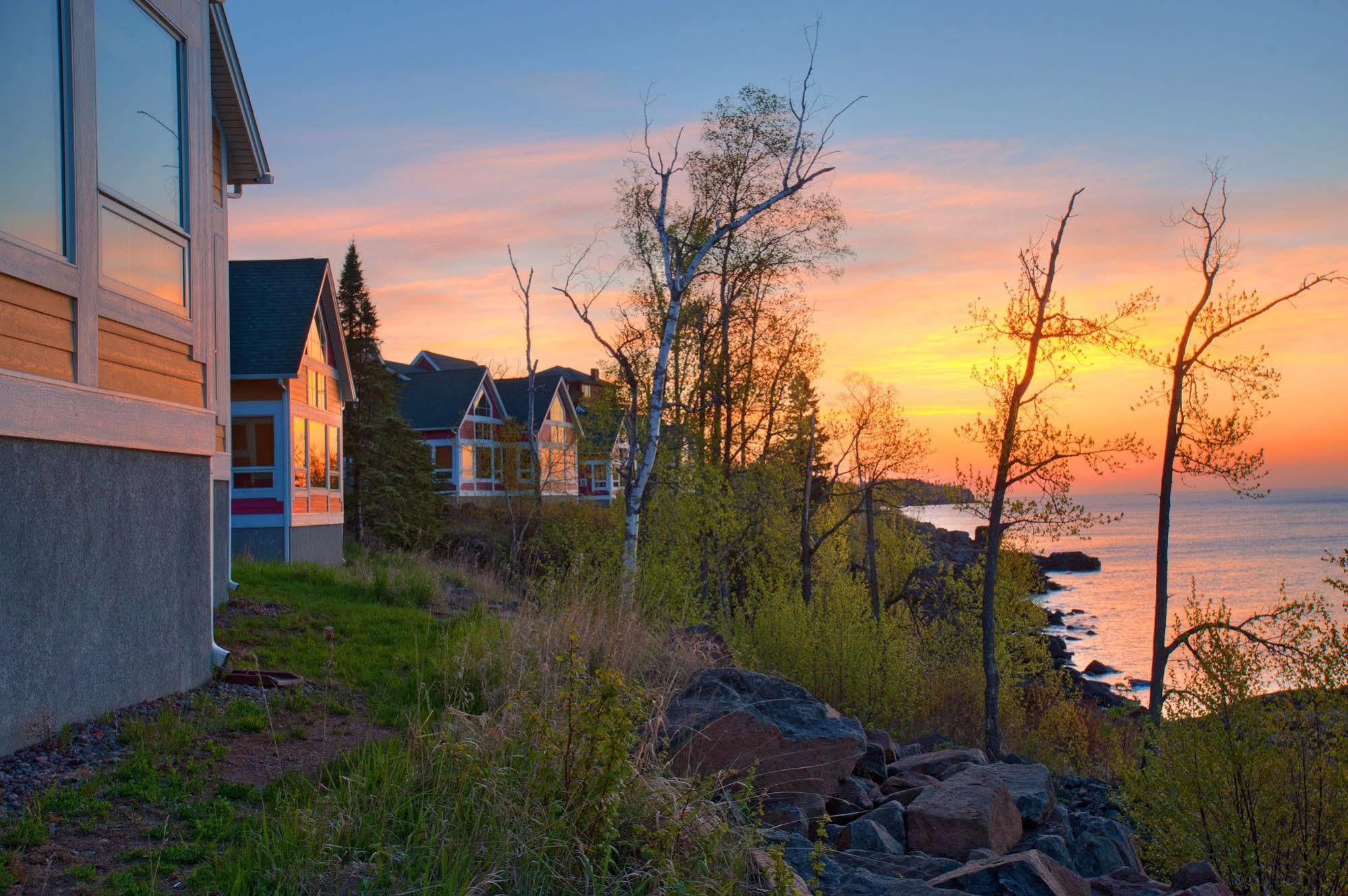 Cove Point Lodge Beaver Bay Kültér fotó